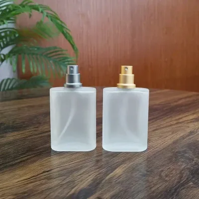 Flacon pulvérisateur vide en verre sablé 25 ml – image 3
